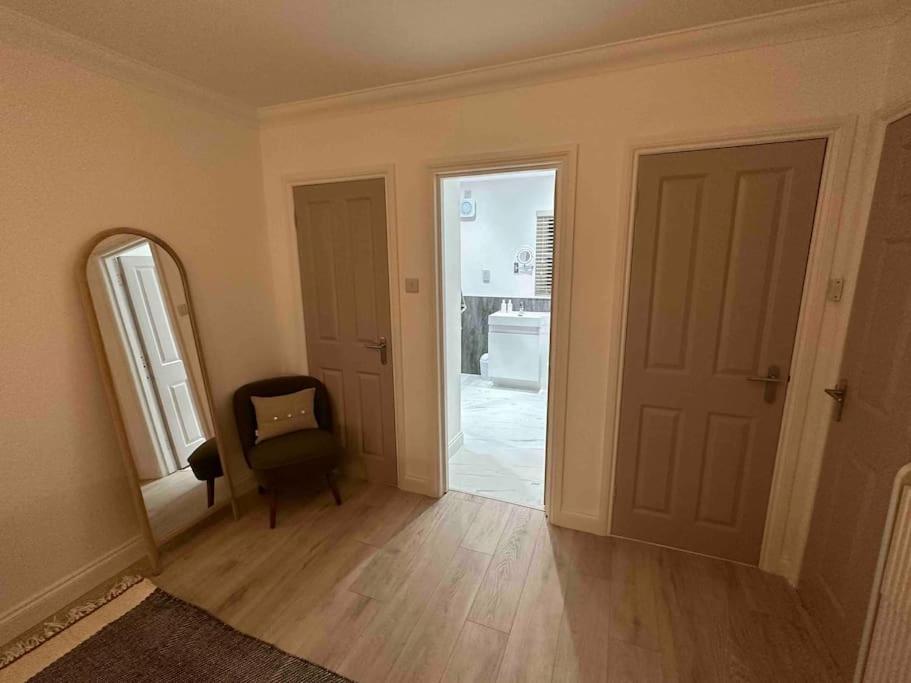 Premium Executive Apartment In Dunfermline Exterior photo